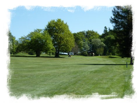 Impression vom Golfplatz Kassel-Wilhelmsh�he - Foto: H.U.Burgtorff