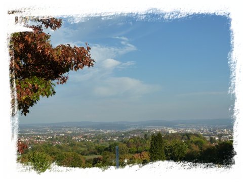 Blick von Bad-Wilhelmsh�he auf Kassel - Foto: H.U.Burgtorff